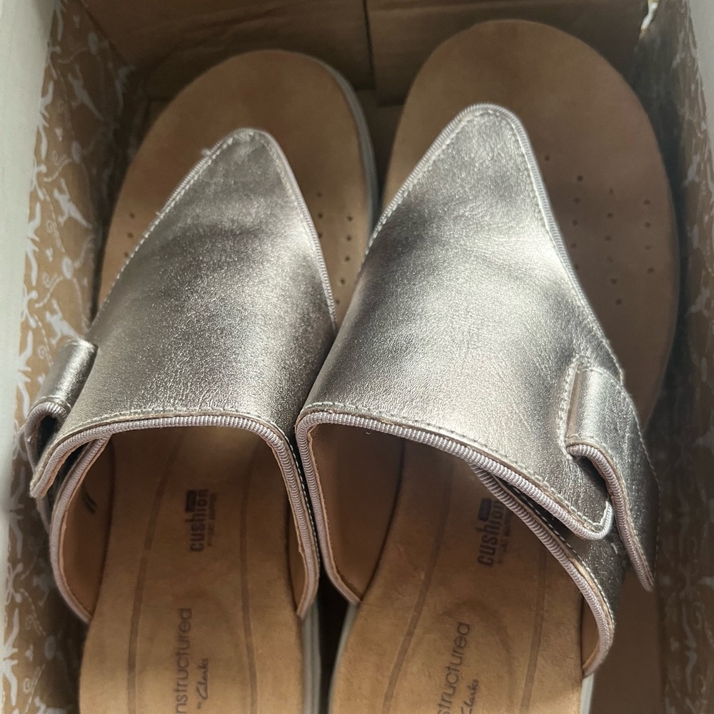 NWT Clark’s Karely Fashion Sandal